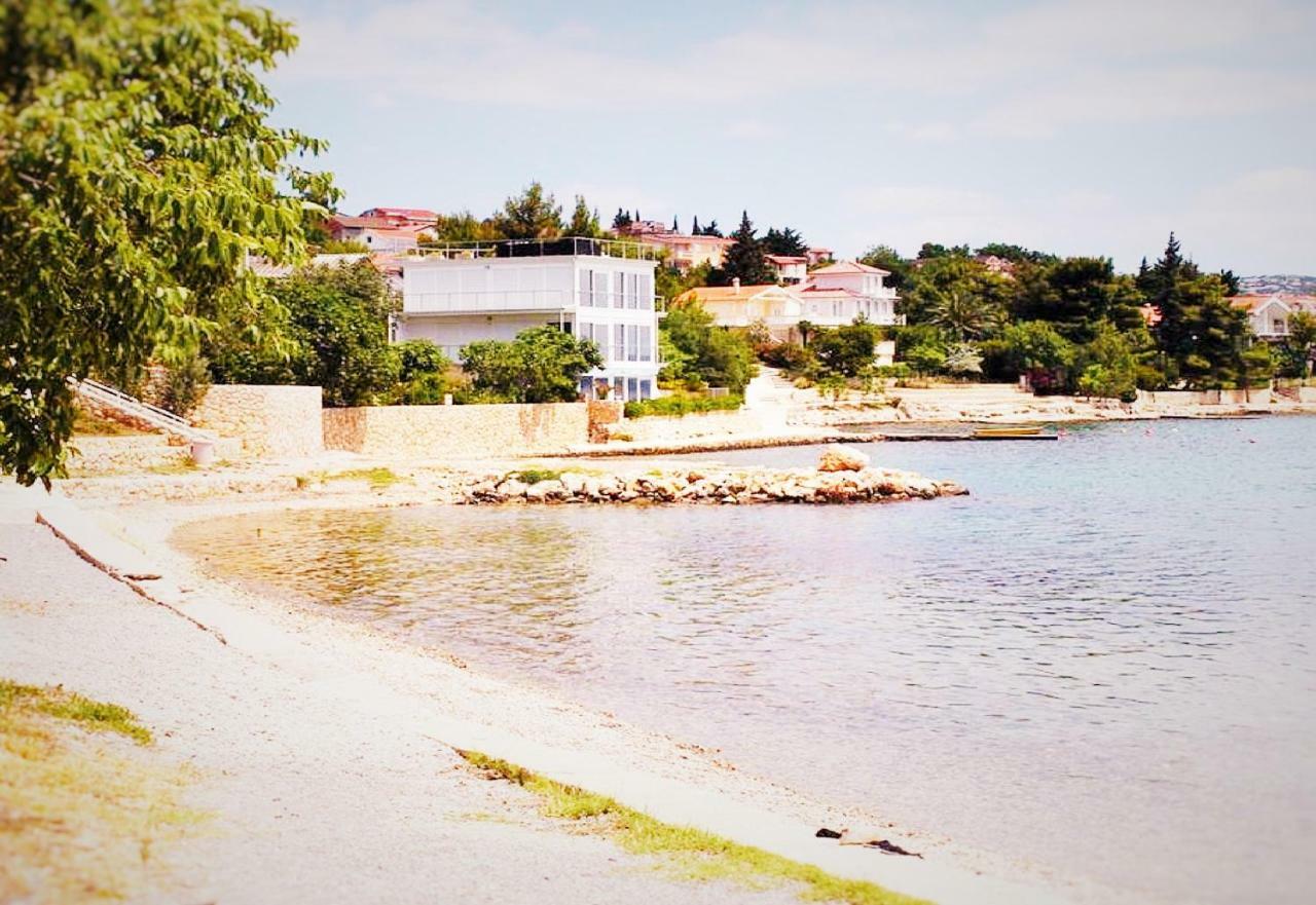 Apartmani Mala Sirena Maslenica Exterior foto